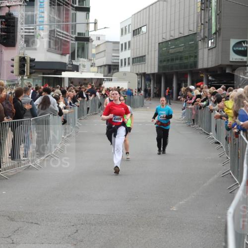 12.06.2026 - Holstenköstenlauf Andreas Tolksdorf http://msf.ph/oto/9745690 12.06.2026 18:15:20 Laufen 458, 4405 meine-sportfotos.de