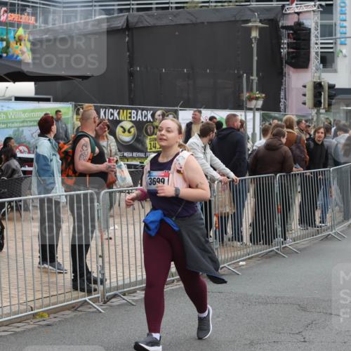 12.06.2026 - Holstenköstenlauf Andreas Tolksdorf http://msf.ph/oto/9745703 12.06.2026 18:15:31 Laufen 14, 3699 meine-sportfotos.de