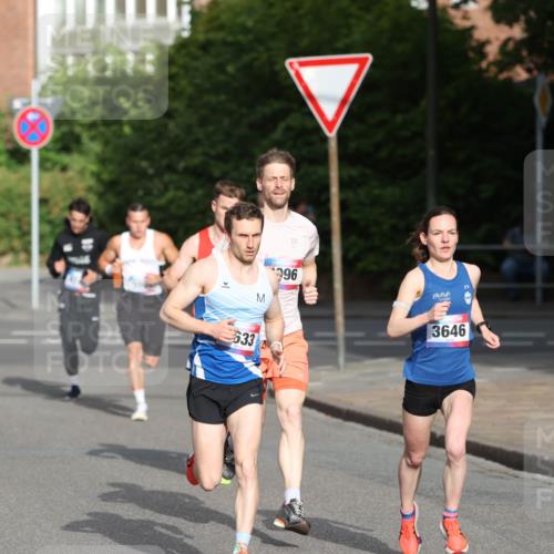 12.06.2026 - Holstenköstenlauf Andreas Tolksdorf http://msf.ph/oto/9745718 12.06.2026 19:07:45 Laufen 96, 3646, 633 meine-sportfotos.de