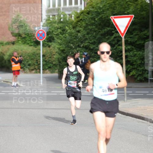 12.06.2026 - Holstenköstenlauf Andreas Tolksdorf http://msf.ph/oto/9745761 12.06.2026 19:08:14 Laufen 4513, 4676 meine-sportfotos.de