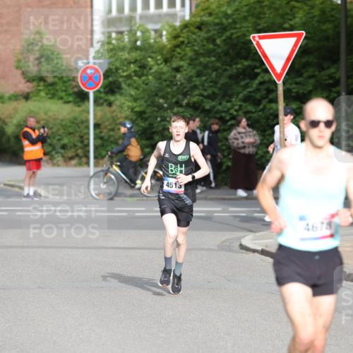 12.06.2026 - Holstenköstenlauf Andreas Tolksdorf http://msf.ph/oto/9745763 12.06.2026 19:08:14 Laufen 4513, 4678 meine-sportfotos.de