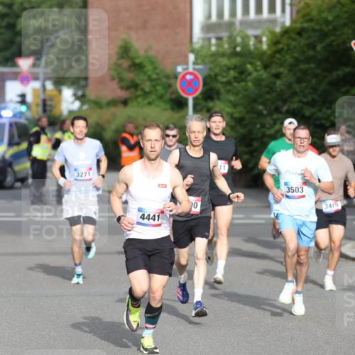 12.06.2026 - Holstenköstenlauf Andreas Tolksdorf http://msf.ph/oto/9745770 12.06.2026 19:08:24 Laufen 3271, 4441, 0, 11, 3503, 3419, 362 meine-sportfotos.de