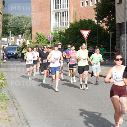 12.06.2026 - Holstenköstenlauf Andreas Tolksdorf http://msf.ph/oto/9745805 12.06.2026 19:08:47 Laufen 111, 3956, 2922, 3235, 3737, 3555, 4195, 4515, 383 meine-sportfotos.de