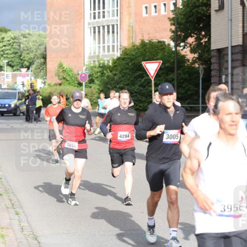 12.06.2026 - Holstenköstenlauf Andreas Tolksdorf http://msf.ph/oto/9745818 12.06.2026 19:08:53 Laufen 4314, 4294, 3005, 42, 195, 3956 meine-sportfotos.de