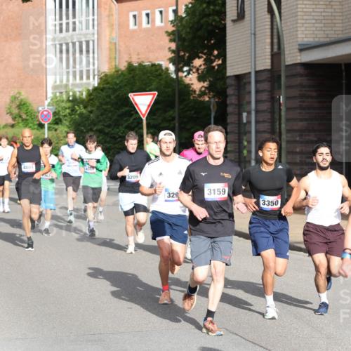 12.06.2026 - Holstenköstenlauf Andreas Tolksdorf http://msf.ph/oto/9745842 12.06.2026 19:09:07 Laufen 4804, 067, 4066, 3209, 3159, 329, 3350, 4799 meine-sportfotos.de