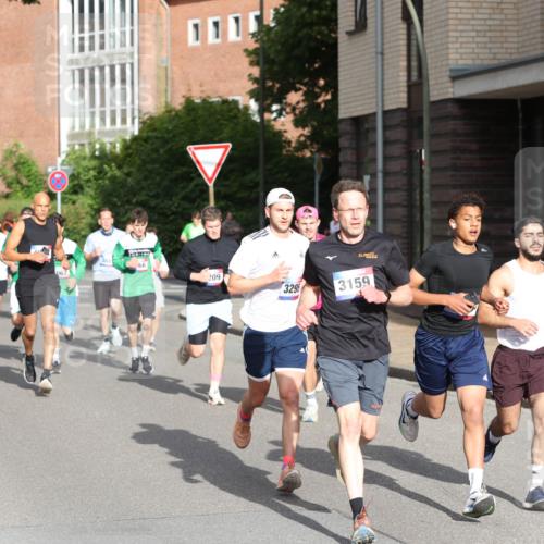 12.06.2026 - Holstenköstenlauf Andreas Tolksdorf http://msf.ph/oto/9745843 12.06.2026 19:09:08 Laufen 1, 66, 067, 209, 3295, 3159 meine-sportfotos.de