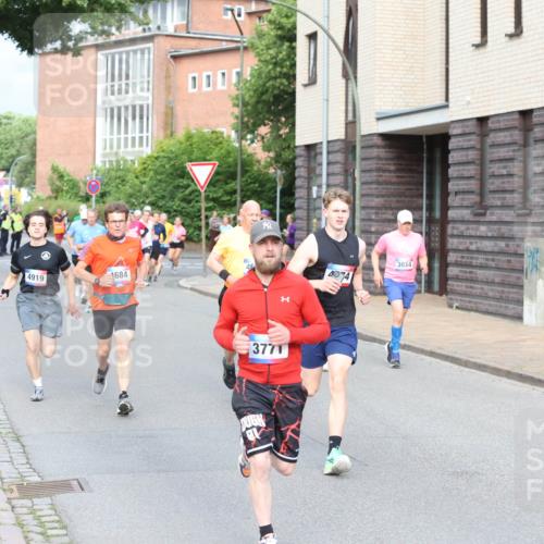 12.06.2026 - Holstenköstenlauf Andreas Tolksdorf http://msf.ph/oto/9745928 12.06.2026 19:09:59 Laufen 0000, 46, 4919, 1684, 3771, 4074, 3034 meine-sportfotos.de