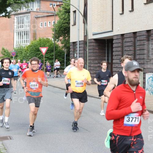12.06.2026 - Holstenköstenlauf Andreas Tolksdorf http://msf.ph/oto/9745930 12.06.2026 19:10:00 Laufen 4685, 4919, 4684, 8848, 3771, 10 meine-sportfotos.de