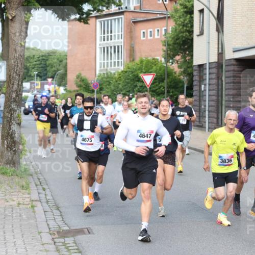 12.06.2026 - Holstenköstenlauf Andreas Tolksdorf http://msf.ph/oto/9745979 12.06.2026 19:10:32 Laufen 4695, 4675, 4647, 126, 3836, 4228, 3975 meine-sportfotos.de