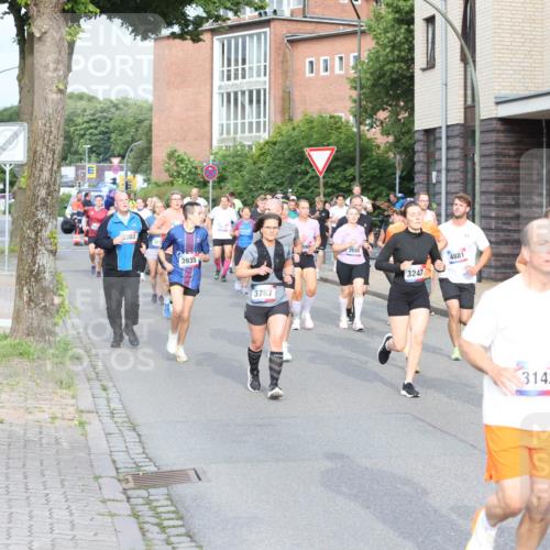 12.06.2026 - Holstenköstenlauf Andreas Tolksdorf http://msf.ph/oto/9746052 12.06.2026 19:11:10 Laufen 3502, 3935, 3767, 390, 3668, 3247, 4881, 4083, 3142 meine-sportfotos.de
