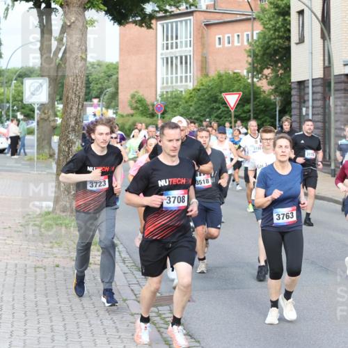 12.06.2026 - Holstenköstenlauf Andreas Tolksdorf http://msf.ph/oto/9746079 12.06.2026 19:11:25 Laufen 3723, 3150, 3178, 3518, 3708, 3763, 3041, 3449 meine-sportfotos.de