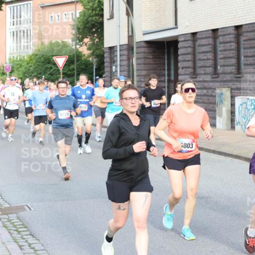 12.06.2026 - Holstenköstenlauf Andreas Tolksdorf http://msf.ph/oto/9746128 12.06.2026 19:11:59 Laufen 10, 3417, 4878, 4721, 488, 3500, 803, 3257, 4397, 10, 06 meine-sportfotos.de