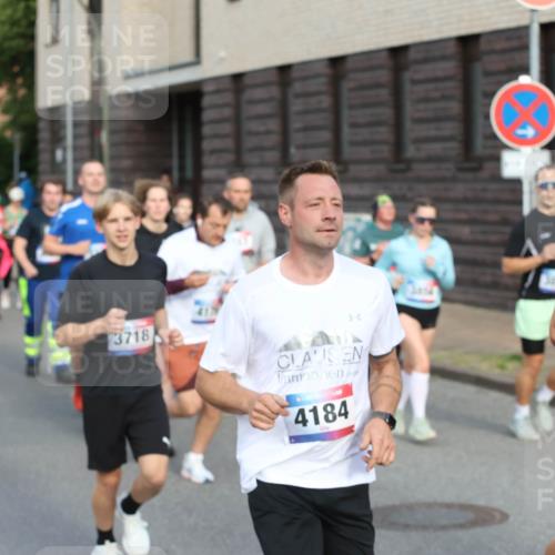 12.06.2026 - Holstenköstenlauf Andreas Tolksdorf http://msf.ph/oto/9746161 12.06.2026 19:12:21 Laufen 3718, 4184, 418 meine-sportfotos.de