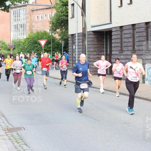 12.06.2026 - Holstenköstenlauf Andreas Tolksdorf http://msf.ph/oto/9746222 12.06.2026 19:13:03 Laufen 4727, 3267, 3863, 3395, 4723, 4388, 438, 4884 meine-sportfotos.de