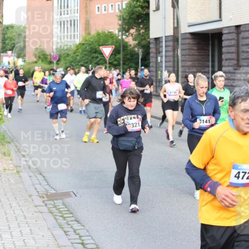 12.06.2026 - Holstenköstenlauf Andreas Tolksdorf http://msf.ph/oto/9746239 12.06.2026 19:13:11 Laufen 390, 321, 4796, 3141, 40, 343, 4727 meine-sportfotos.de