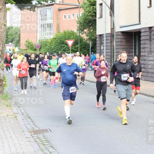 12.06.2026 - Holstenköstenlauf Andreas Tolksdorf http://msf.ph/oto/9746242 12.06.2026 19:13:13 Laufen 3472, 4090, 3184, 4491, 3366, 3908, 3575, 4557 meine-sportfotos.de