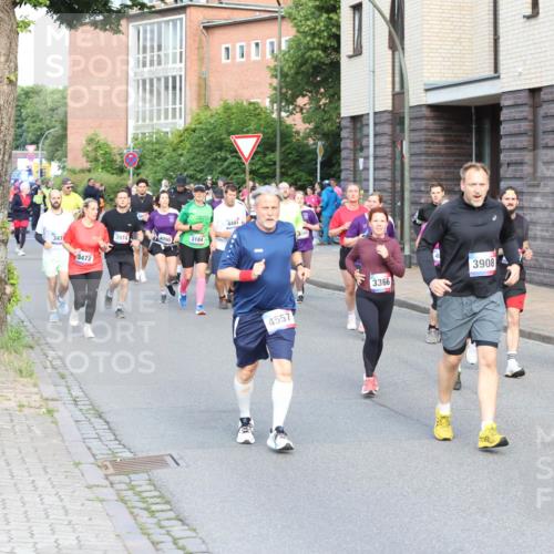 12.06.2026 - Holstenköstenlauf Andreas Tolksdorf http://msf.ph/oto/9746243 12.06.2026 19:13:13 Laufen 347, 3472, 4491, 3974, 4090, 3184, 4557, 3366, 3908, 3575 meine-sportfotos.de