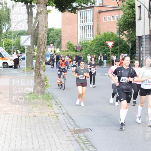 12.06.2026 - Holstenköstenlauf Andreas Tolksdorf http://msf.ph/oto/9746309 12.06.2026 19:13:58 Laufen 774, 4589, 35, 3359, 3387, 4545, 59 meine-sportfotos.de