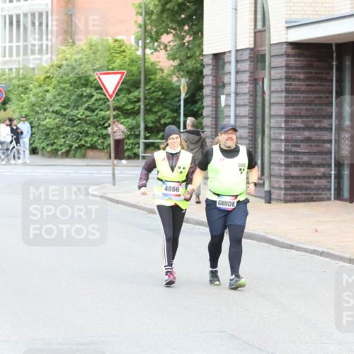 12.06.2026 - Holstenköstenlauf Andreas Tolksdorf http://msf.ph/oto/9746363 12.06.2026 19:15:39 Laufen 4866 meine-sportfotos.de