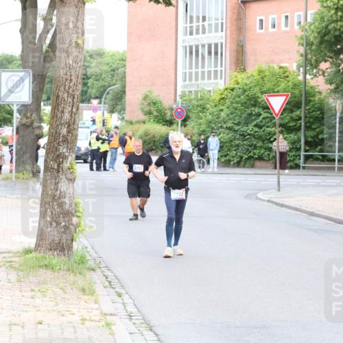 12.06.2026 - Holstenköstenlauf Andreas Tolksdorf http://msf.ph/oto/9746371 12.06.2026 19:16:00 Laufen 3751, 3772 meine-sportfotos.de