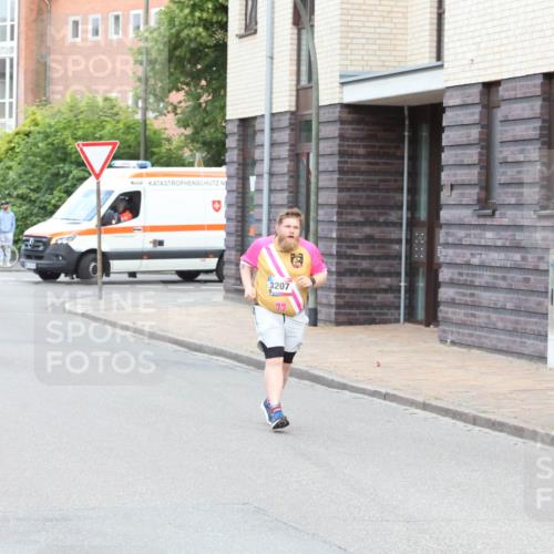 12.06.2026 - Holstenköstenlauf Andreas Tolksdorf http://msf.ph/oto/9746379 12.06.2026 19:16:20 Laufen  meine-sportfotos.de
