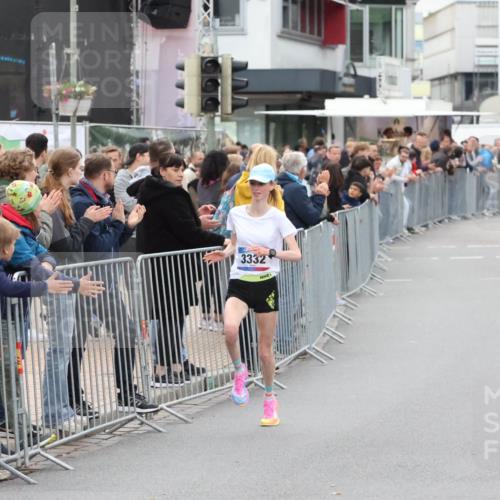 12.06.2026 - Holstenköstenlauf Andreas Tolksdorf http://msf.ph/oto/9746389 12.06.2026 19:37:41 Laufen 202, 26, 3332, 4714 meine-sportfotos.de