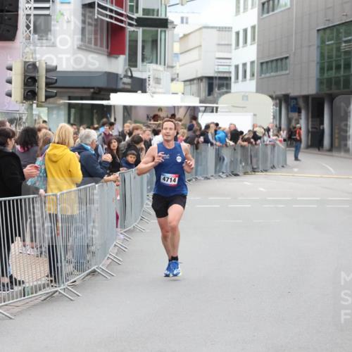 12.06.2026 - Holstenköstenlauf Andreas Tolksdorf http://msf.ph/oto/9746391 12.06.2026 19:37:44 Laufen 4714 meine-sportfotos.de