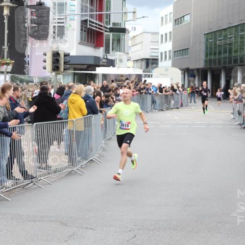 12.06.2026 - Holstenköstenlauf Andreas Tolksdorf http://msf.ph/oto/9746407 12.06.2026 19:38:54 Laufen 3515 meine-sportfotos.de