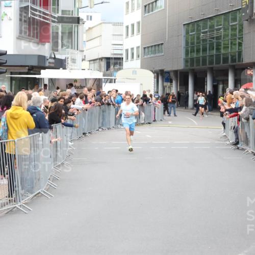 12.06.2026 - Holstenköstenlauf Andreas Tolksdorf http://msf.ph/oto/9746431 12.06.2026 19:40:05 Laufen  meine-sportfotos.de