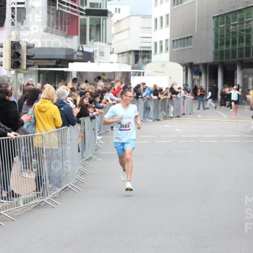 12.06.2026 - Holstenköstenlauf Andreas Tolksdorf http://msf.ph/oto/9746438 12.06.2026 19:40:08 Laufen 3503 meine-sportfotos.de