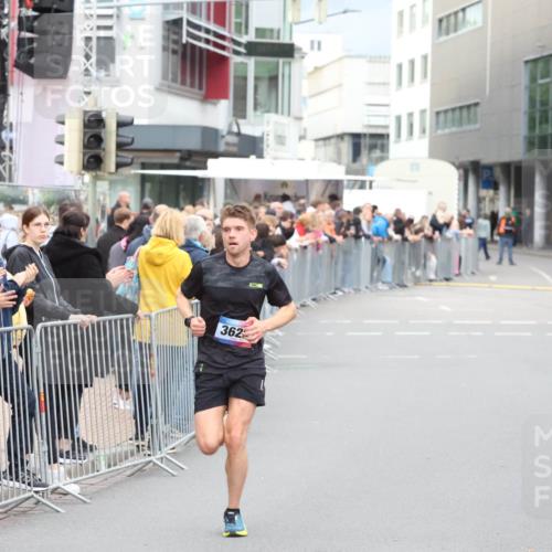 12.06.2026 - Holstenköstenlauf Andreas Tolksdorf http://msf.ph/oto/9746452 12.06.2026 19:40:30 Laufen 362, 4 meine-sportfotos.de