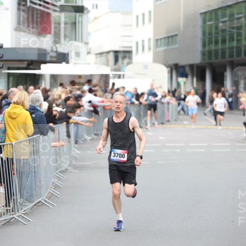 12.06.2026 - Holstenköstenlauf Andreas Tolksdorf http://msf.ph/oto/9746477 12.06.2026 19:41:16 Laufen 3700 meine-sportfotos.de