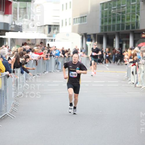 12.06.2026 - Holstenköstenlauf Andreas Tolksdorf http://msf.ph/oto/9746488 12.06.2026 19:42:00 Laufen 194, 3510 meine-sportfotos.de