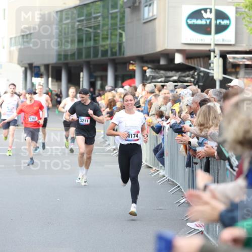 12.06.2026 - Holstenköstenlauf Andreas Tolksdorf http://msf.ph/oto/9746503 12.06.2026 19:42:21 Laufen 3761, 3211, 4174 meine-sportfotos.de