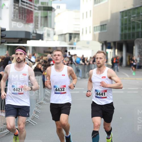 12.06.2026 - Holstenköstenlauf Andreas Tolksdorf http://msf.ph/oto/9746511 12.06.2026 19:42:27 Laufen 4421, 4432, 111, 4441 meine-sportfotos.de