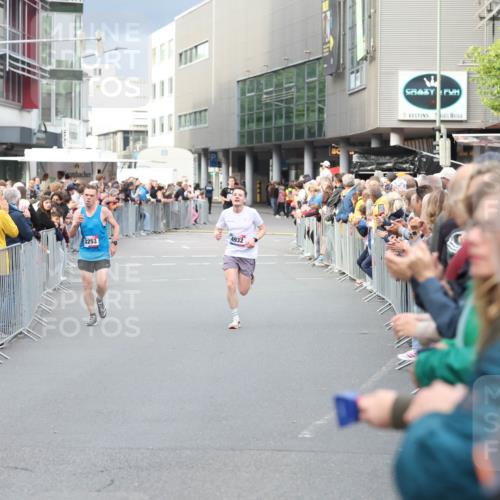 12.06.2026 - Holstenköstenlauf Andreas Tolksdorf http://msf.ph/oto/9746550 12.06.2026 19:43:32 Laufen 3253, 4932 meine-sportfotos.de