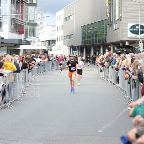 12.06.2026 - Holstenköstenlauf Andreas Tolksdorf http://msf.ph/oto/9746561 12.06.2026 19:43:56 Laufen 3294, 210 meine-sportfotos.de
