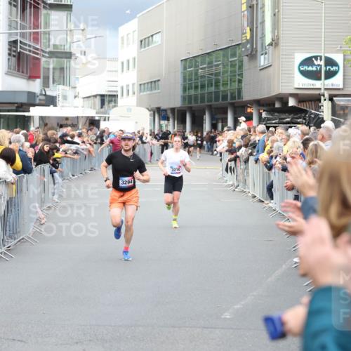 12.06.2026 - Holstenköstenlauf Andreas Tolksdorf http://msf.ph/oto/9746564 12.06.2026 19:43:58 Laufen 3294, 3210 meine-sportfotos.de