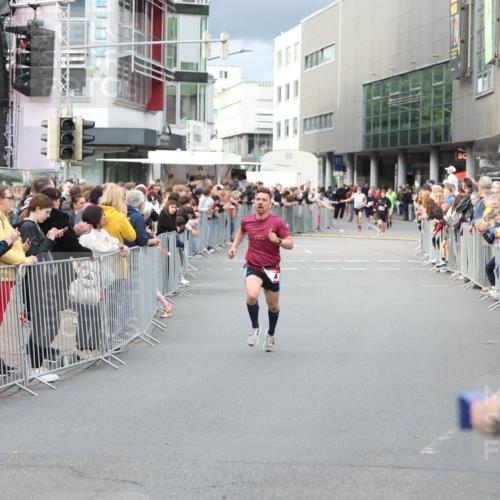 12.06.2026 - Holstenköstenlauf Andreas Tolksdorf http://msf.ph/oto/9746573 12.06.2026 19:44:02 Laufen 3210 meine-sportfotos.de