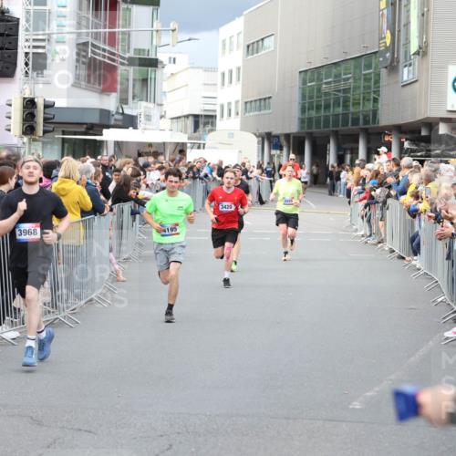 12.06.2026 - Holstenköstenlauf Andreas Tolksdorf http://msf.ph/oto/9746586 12.06.2026 19:44:17 Laufen 3968, 4195, 3420, 3555 meine-sportfotos.de