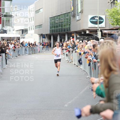 12.06.2026 - Holstenköstenlauf Andreas Tolksdorf http://msf.ph/oto/9746596 12.06.2026 19:44:34 Laufen 3956 meine-sportfotos.de