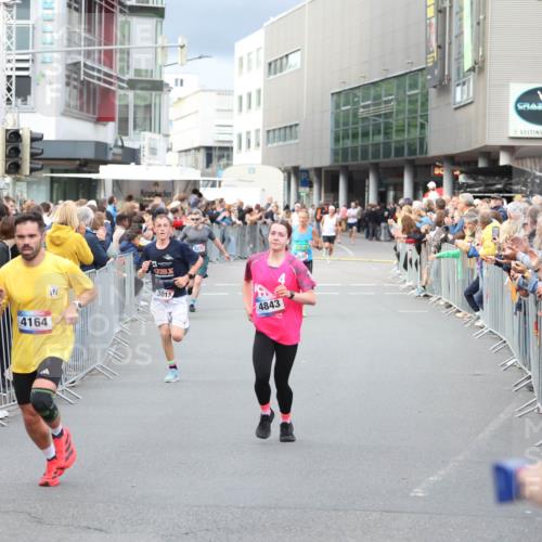 12.06.2026 - Holstenköstenlauf Andreas Tolksdorf http://msf.ph/oto/9746616 12.06.2026 19:45:03 Laufen 4795, 4164, 3272, 3015, 4843 meine-sportfotos.de