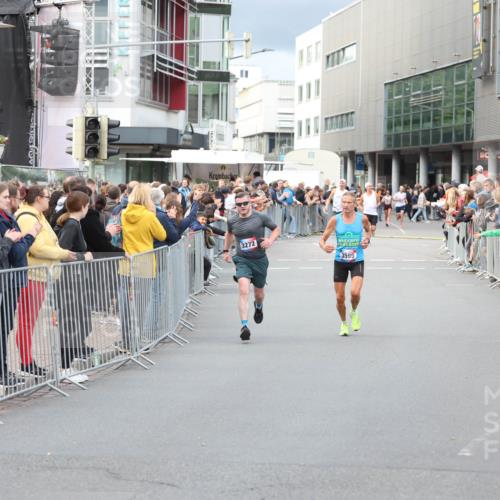 12.06.2026 - Holstenköstenlauf Andreas Tolksdorf http://msf.ph/oto/9746620 12.06.2026 19:45:05 Laufen 202, 00, 3272, 3599 meine-sportfotos.de