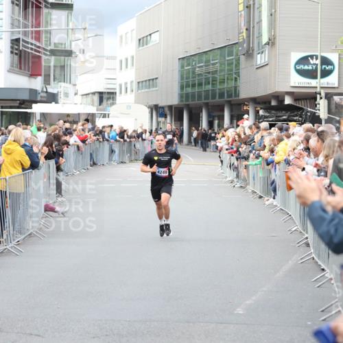 12.06.2026 - Holstenköstenlauf Andreas Tolksdorf http://msf.ph/oto/9746634 12.06.2026 19:45:34 Laufen 4249 meine-sportfotos.de