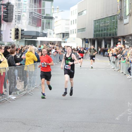 12.06.2026 - Holstenköstenlauf Andreas Tolksdorf http://msf.ph/oto/9746646 12.06.2026 19:45:54 Laufen 336, 4513 meine-sportfotos.de