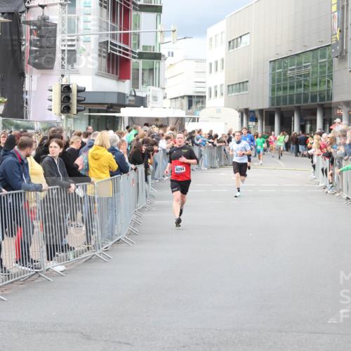 12.06.2026 - Holstenköstenlauf Andreas Tolksdorf http://msf.ph/oto/9746653 12.06.2026 19:46:08 Laufen 2, 4294 meine-sportfotos.de