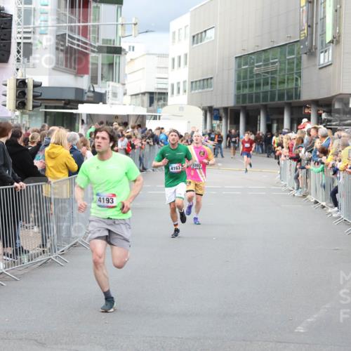 12.06.2026 - Holstenköstenlauf Andreas Tolksdorf http://msf.ph/oto/9746669 12.06.2026 19:46:26 Laufen 4193, 4163, 3203 meine-sportfotos.de