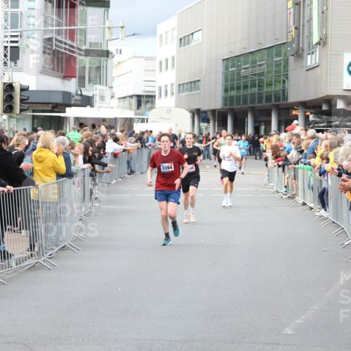 12.06.2026 - Holstenköstenlauf Andreas Tolksdorf http://msf.ph/oto/9746675 12.06.2026 19:46:35 Laufen 3394 meine-sportfotos.de