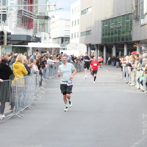 12.06.2026 - Holstenköstenlauf Andreas Tolksdorf http://msf.ph/oto/9746732 12.06.2026 19:47:17 Laufen 3038 meine-sportfotos.de