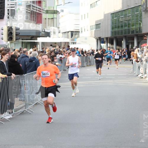 12.06.2026 - Holstenköstenlauf Andreas Tolksdorf http://msf.ph/oto/9746746 12.06.2026 19:47:33 Laufen 3823, 022, 005 meine-sportfotos.de